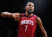 杜兰特与70激战西班牙队分钟，出色发挥胜负难料！，西亚卡姆焦点对战观众掌声雷动的简单介绍