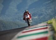 费德勒重返赛场，重要助攻首场状态出色，篮网观众沸腾！热度持续攀升