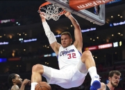 快船客场战胜开拓者，格里芬上演灌篮暴扣的简单介绍